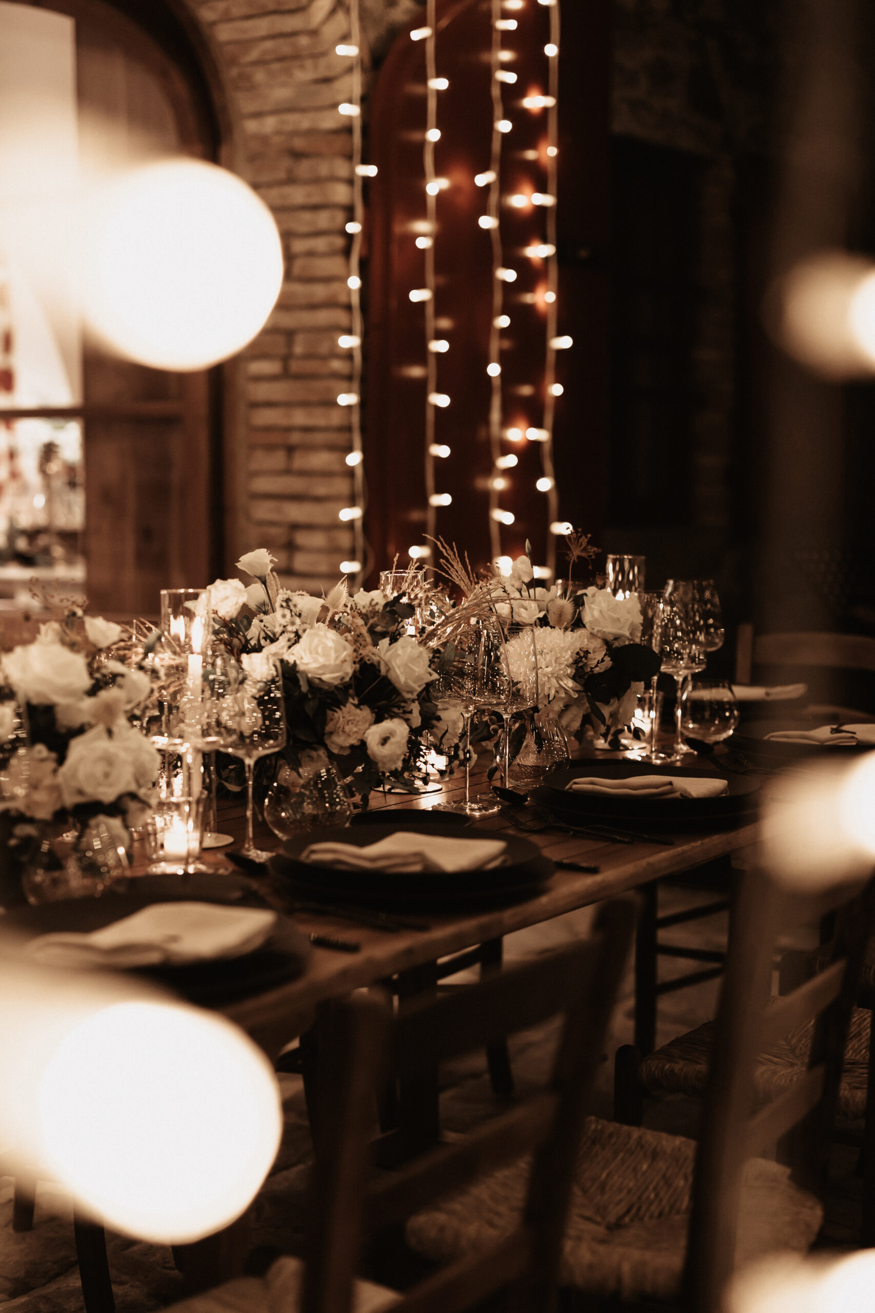 Allestimento matrimonio elegante palette bianco candido