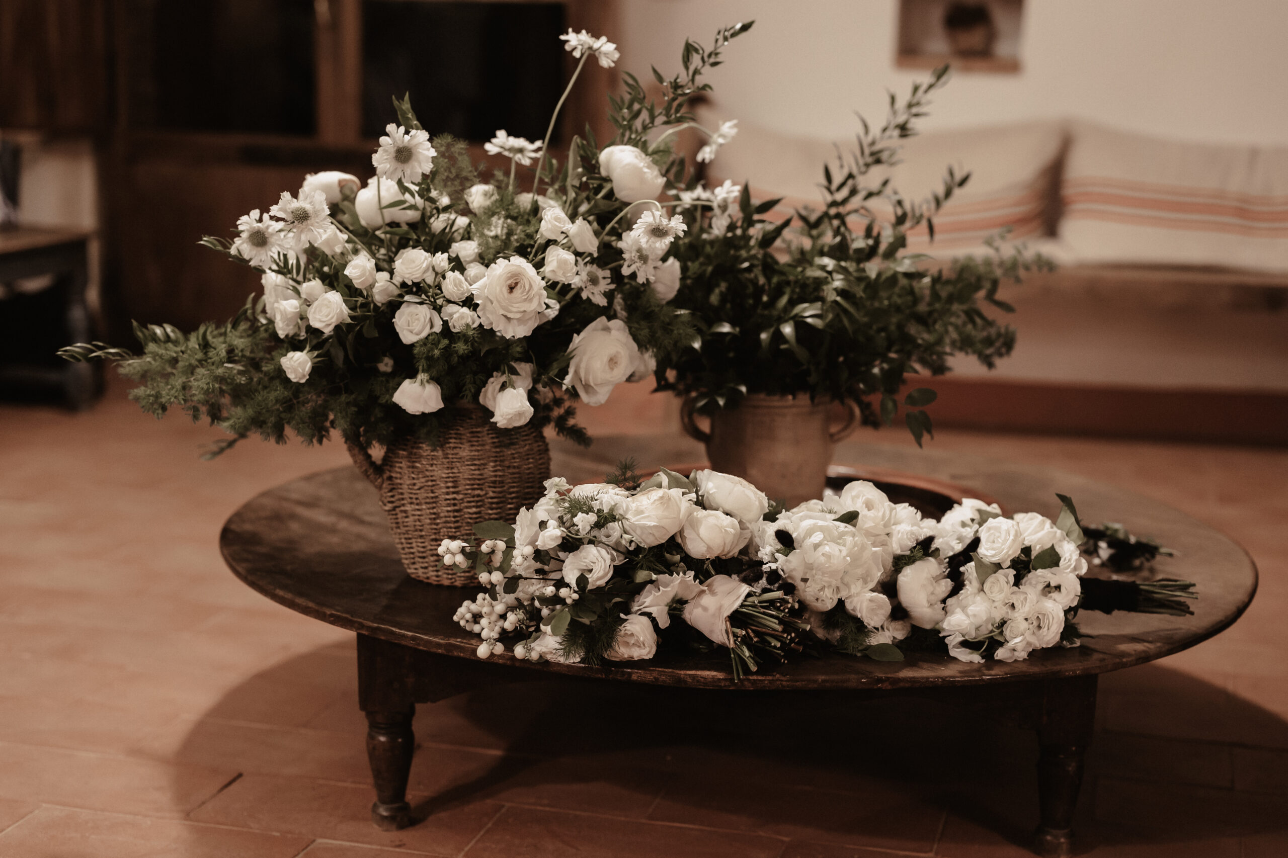 Allestimento matrimonio elegante palette bianco candido